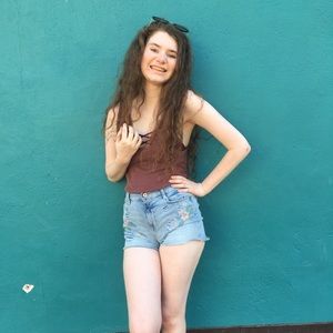 Meet your Posher, Julie